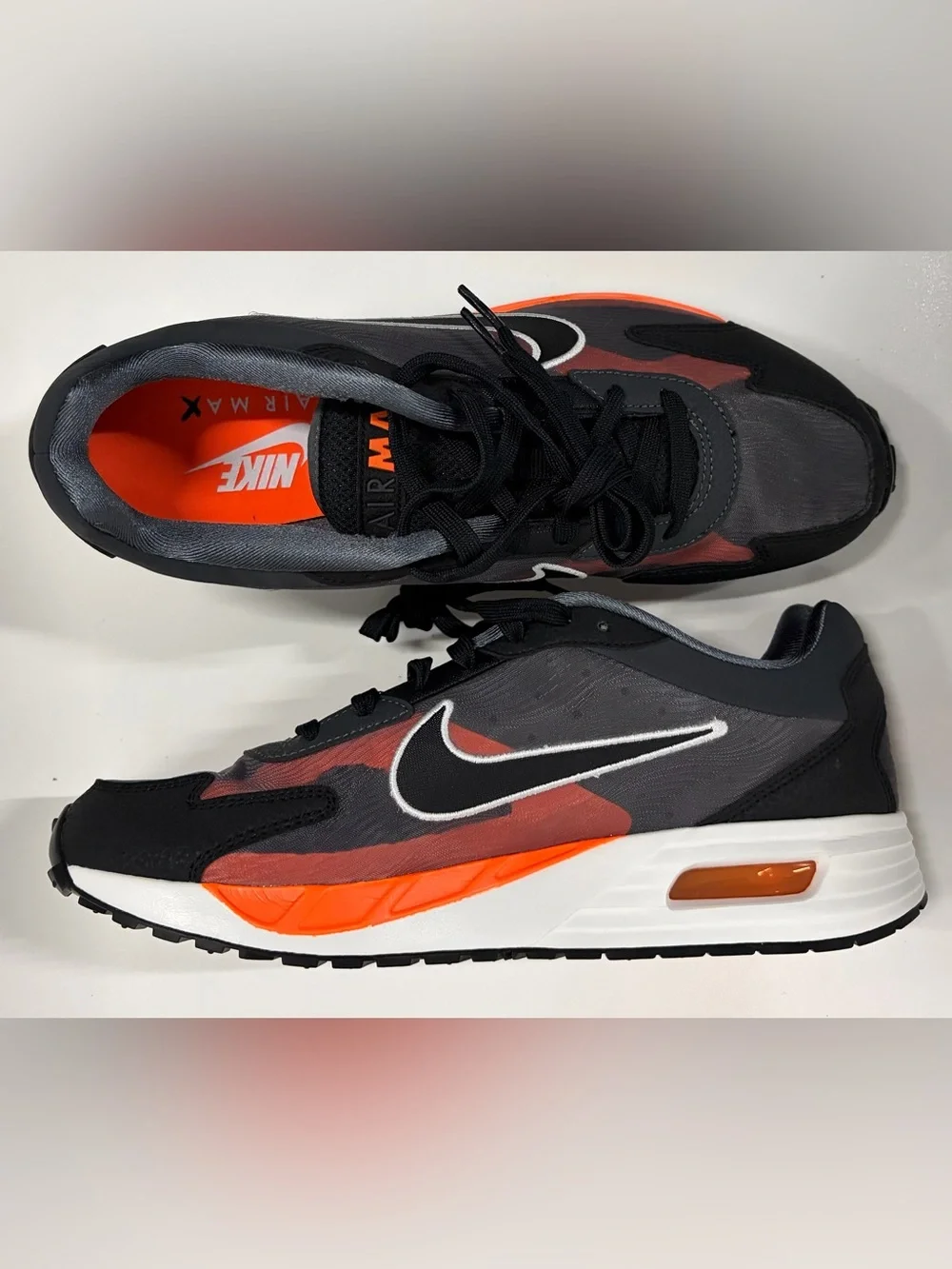 Nike Air Max Solo SE 